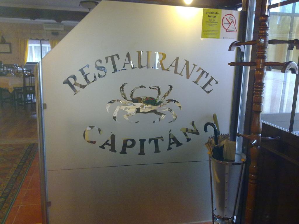 Pension Capitan Aldan Exterior photo